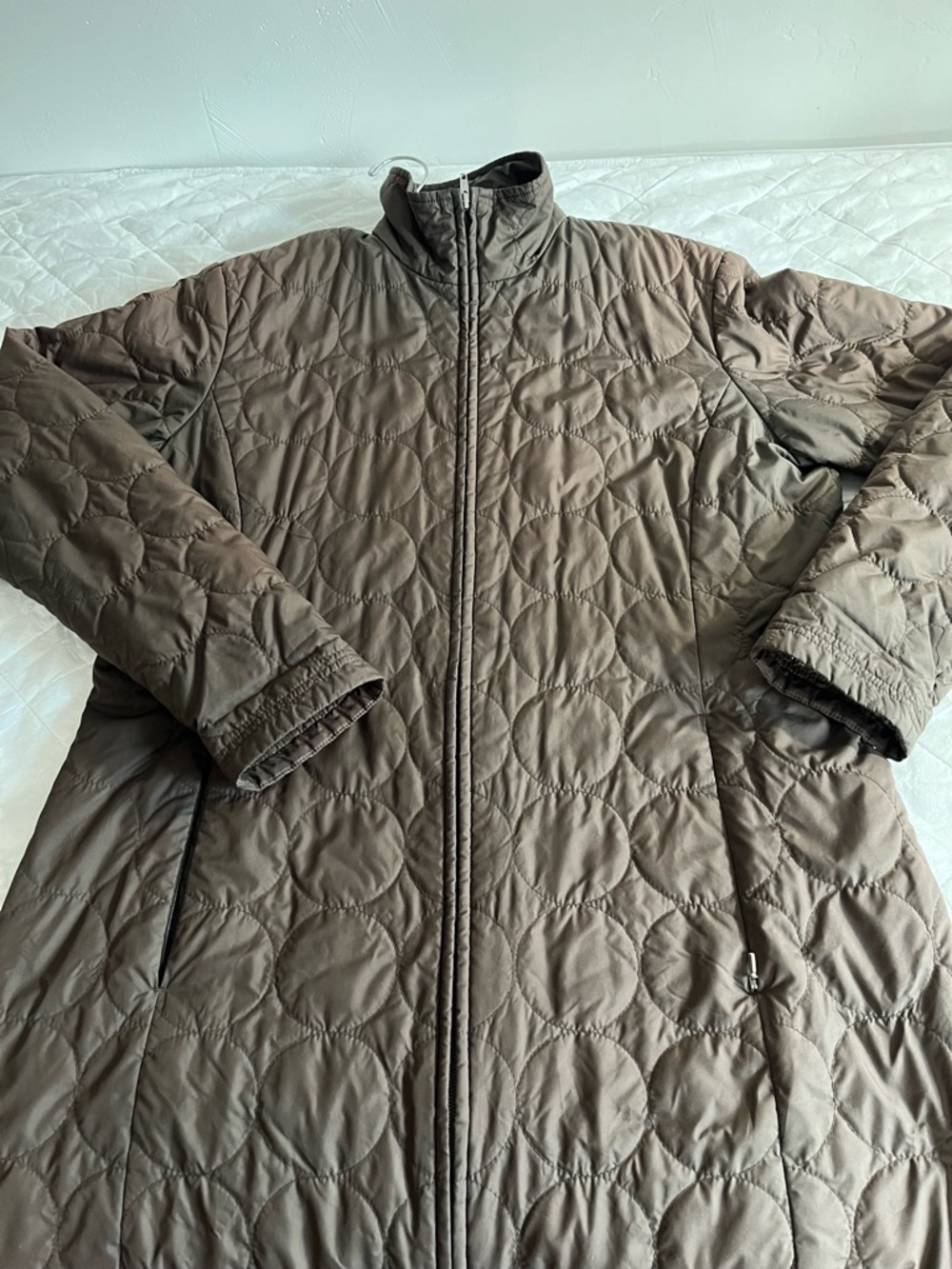 Patagonia Women's Quilted Puffer Coat - Dark Brown